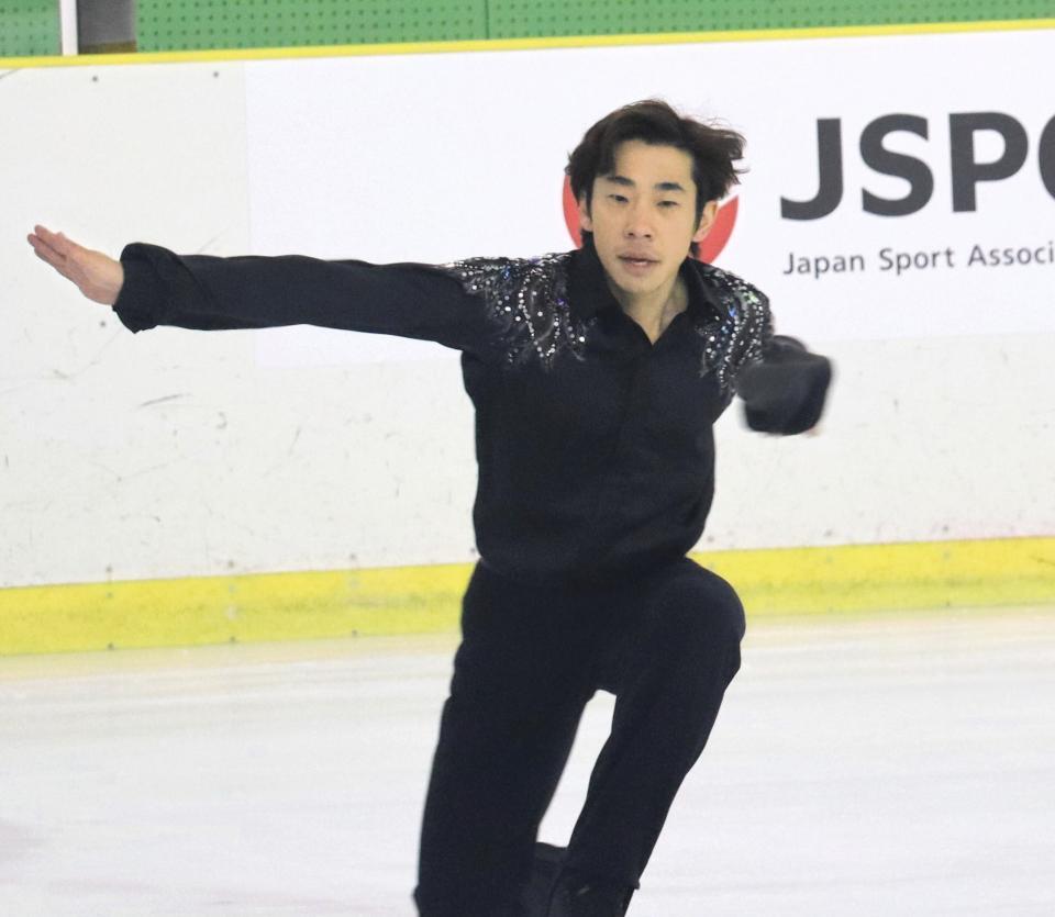 　フリーの演技をする織田信成