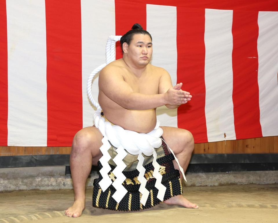 　横綱土俵入りを披露する横綱豊昇龍（撮影・西岡正）