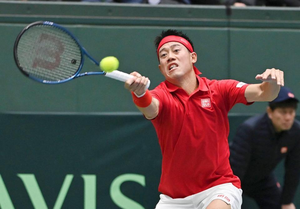 　シングルス第２試合で敗れた錦織圭