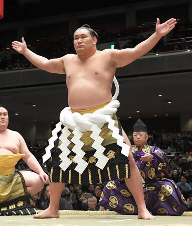 　両国国技館で初の横綱土俵入りを行う豊昇龍