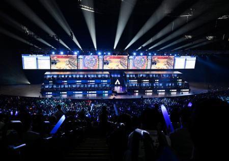 eスポーツに3万人超熱狂、札幌 5日間にわたる世界大会が閉幕