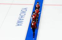 　ロコ・ソラーレ戦で敗れ、引き揚げる中部電力の選手たち