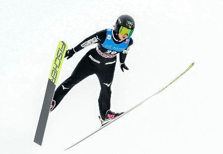 スキーＷ杯複合、葛西春香が２位　オテパーでの女子個人第１１戦