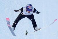 　予選を７位で通過した小林陵侑