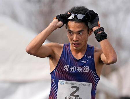 　１時間16分10秒の世界新記録で優勝した山西利和