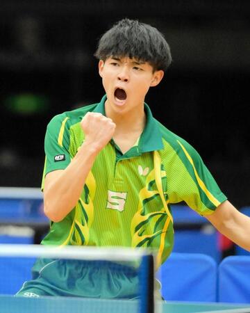 卓球・野田颯太　“育英高ＯＢ対決”制しＶ　新スタイル・バックハンドでの攻め貫く　今後へ意気込み「日本リーグで活躍を」