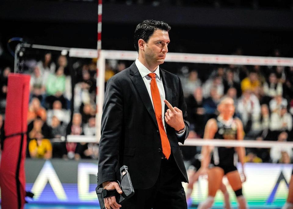 女子日本代表の新監督に就任したフェルハト・アクバシュ氏（提供＝Ｅｃｚａｃıｂａşı　Ｓｐｏｒｔｓ　Ｃｌｕｂ）