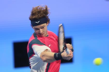 ロシア出身のルブレフが優勝　男子テニスのカタール・オープン