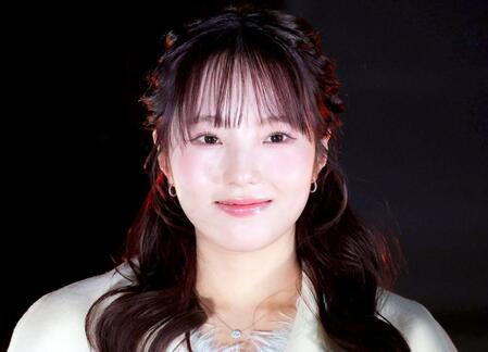 【写真】本田真凜の印象が激変「どれが好き？」グッと大人びた表情に「ビジュ爆発しとるー！」