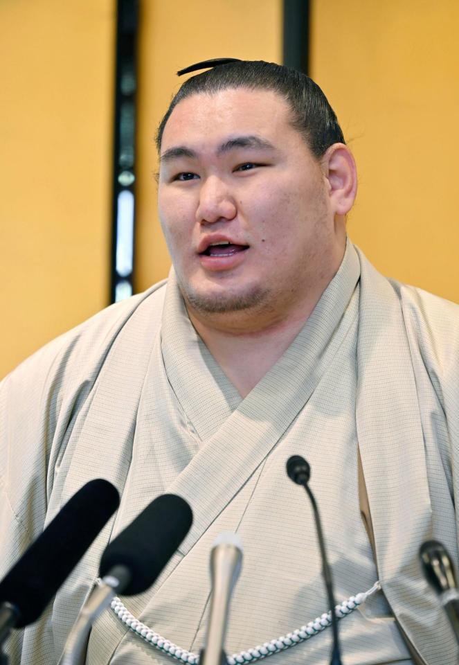 　大相撲春場所の番付が発表され、記者会見する新横綱の豊昇龍