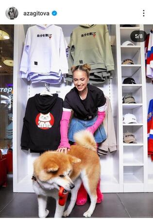 　ザギトワのインスタグラム（＠ａｚａｇｉｔｏｖａ）から