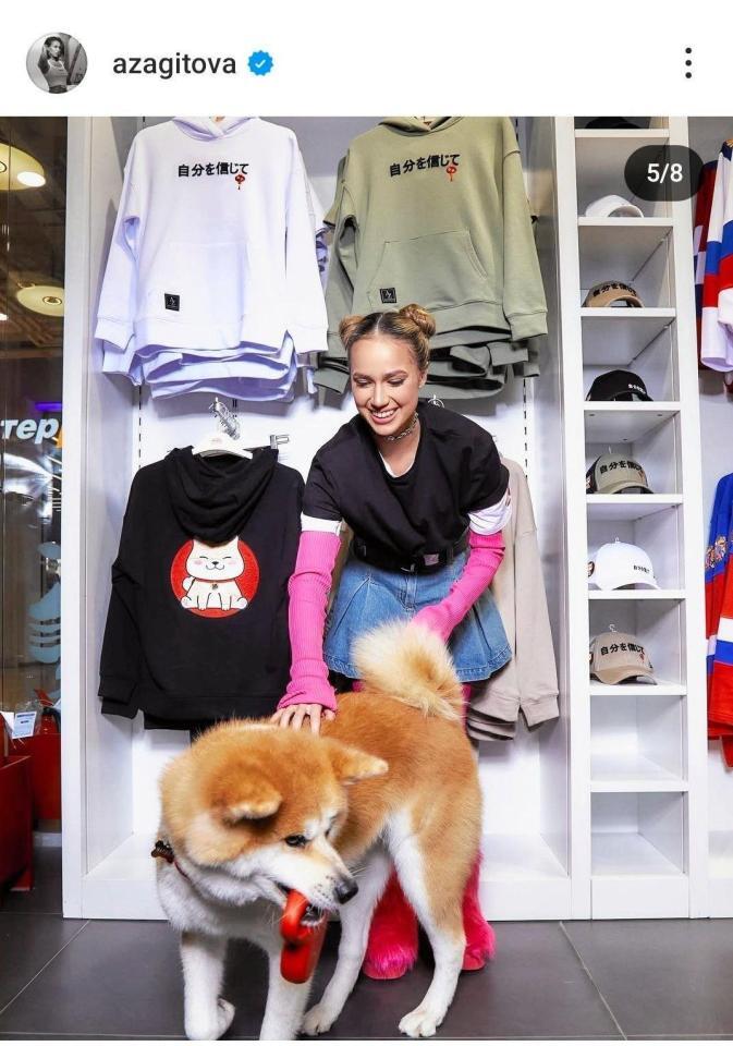 　ザギトワのインスタグラム（＠ａｚａｇｉｔｏｖａ）から