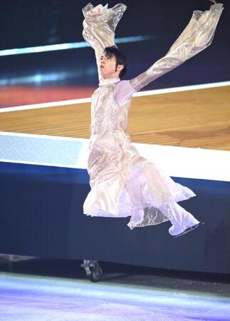 　アイスショー「ｎｏｔｔｅ　ｓｔｅｌｌａｔａ　２０２５」を開催した羽生結弦さん（撮影・堀内翔）