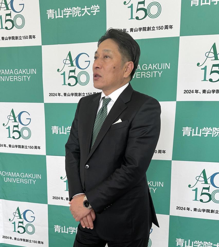 　取材に応じた原監督