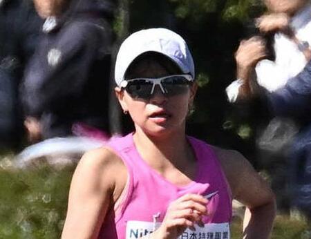 加世田梨花は悔し涙の５位「３０キロから足が動かなくなった」初マラソン五島莉乃は１０位「もう足が動かない」