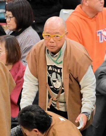 　大相撲を観戦したダージン（撮影･金居みつよし）