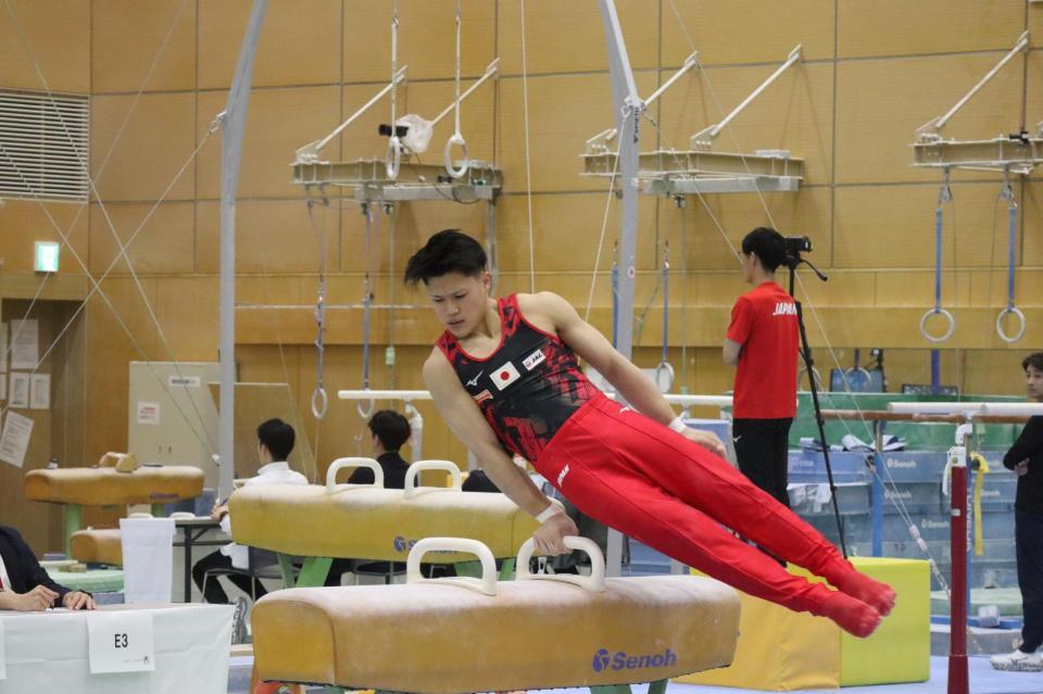 　ナショナル強化合宿試技会に参加した角皆