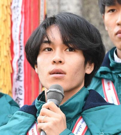 【写真】左手薬指に指輪で激走した青学大の元エース　新妻との幸せ２ショット公開