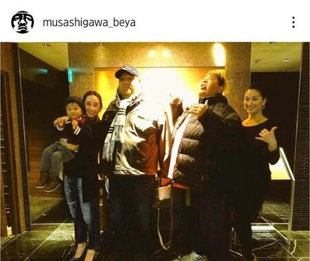 　武蔵川部屋のインスタグラム（ｍｕｓａｓｈｉｇａｗａ＿ｂｅｙａ）より 