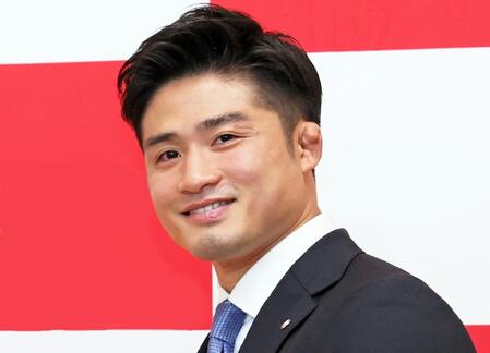 変わらぬ上半身の肉体美に「すっご…」「伝説は常にキレてる体」とＳＮＳ驚嘆　現役引退の柔道家「日々鍛えています」とスイスから報告