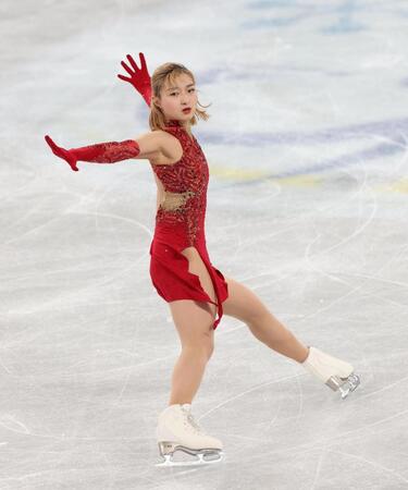 　華麗な演技を披露する坂本花織（撮影・佐々木彰尚）