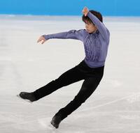 　ファンを魅了する演技を披露する佐藤駿（撮影・佐々木彰尚）