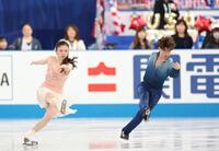 　練習に励む吉田唄菜、森田真沙也組（撮影・佐々木彰尚）