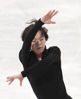 　華麗な演技を披露する鍵山優真（撮影・佐々木彰尚）