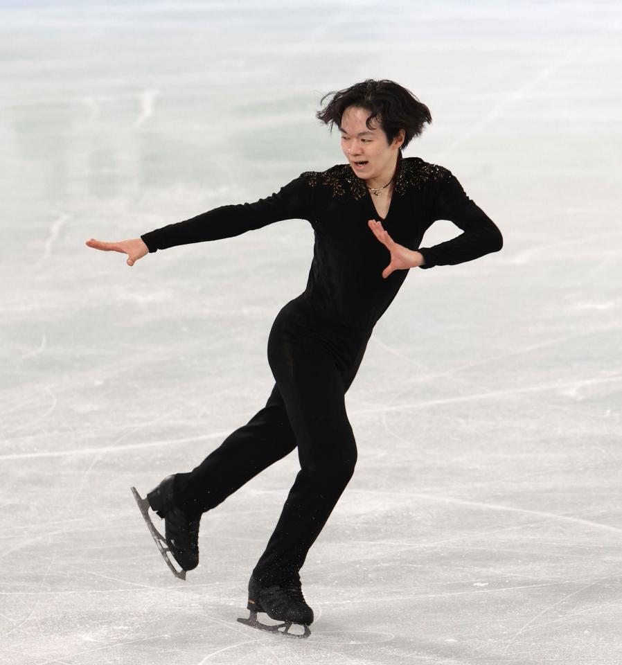 　ファンを魅了する鍵山優真（撮影・佐々木彰尚）