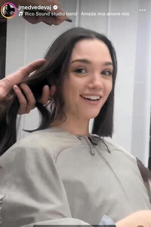 メドベージェワのインスタグラム＠ｊｍｅｄｖｅｄｅｖａｊより