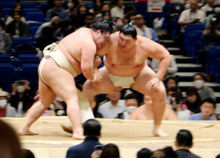 横綱豊昇龍20番、速攻に手応え 春巡業、大関大の里は12番