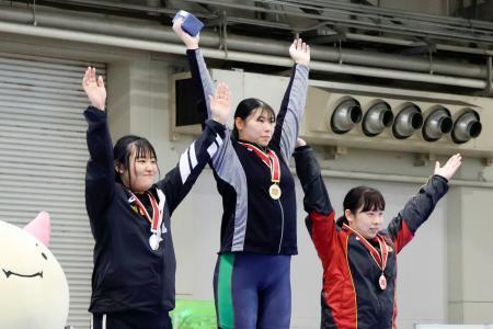 重量挙げ、中島が大会新で初優勝　全日本選手権