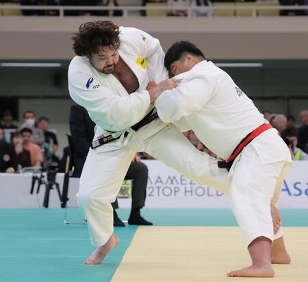 ウルフ・アロンが2回戦突破 ポイント奪えずも旗判定で勝利