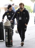 　会場入りするウルフ・アロン