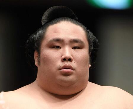 　年寄錦島を襲名した元千代鳳の年寄大山