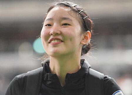 卓球　張本美和「３種目とも金メダルを目指したい」　初の世界選手権３冠へ意気込み