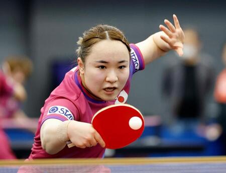 　世界選手権に向け練習する伊藤美誠