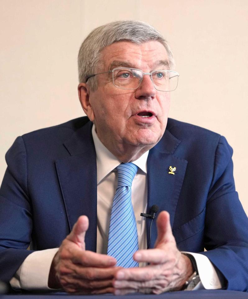 　インタビューに答えるＩＯＣのバッハ会長