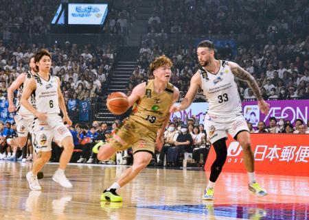 琉球、島根下し準決勝へ バスケのりそなBリーグ