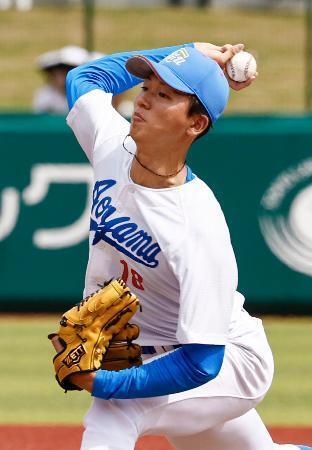 　亜大戦で完投した青学大の鈴木＝ジャイアンツタウンスタジアム