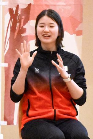 デフ選手や監督が都職員に講話　ろう者の理解促進で