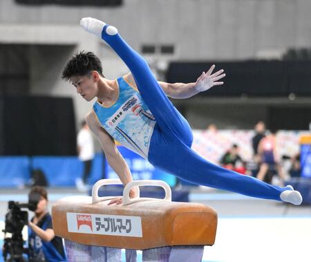 　橋本大輝のあん馬の演技（撮影・堀内翔）