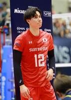 　インタビューに答える高橋藍（撮影・石湯恒介）