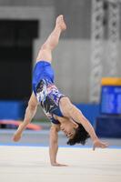 　岡慎之助のゆかの演技（撮影・堀内翔）