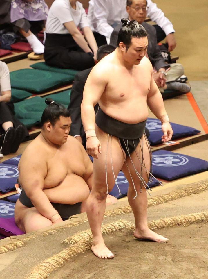 　朝日龍に敗れた炎鵬