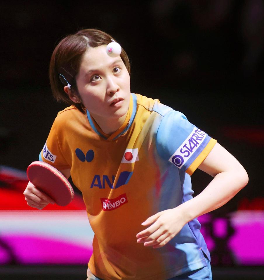 　女子シングルス１回戦でプレーする平野美宇（共同）