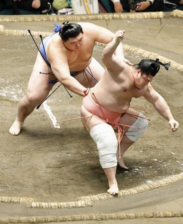 大の里９連勝、首位守る　伯桜鵬ら１差、豊昇龍７勝目