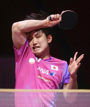 　男子シングルス２回戦を突破した張本智和（共同）