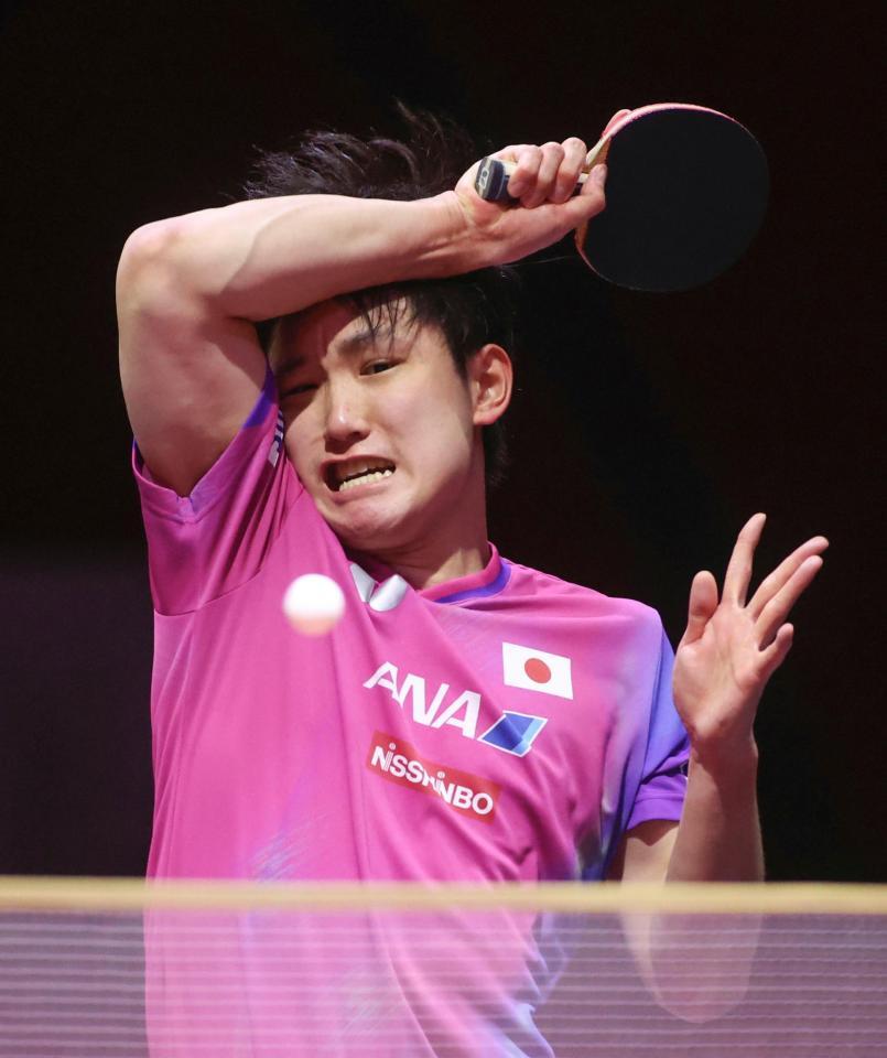 　男子シングルス２回戦を突破した張本智和（共同）