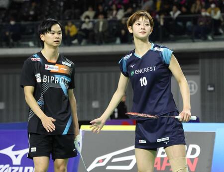 　１回戦を突破した渡辺勇大、田口真彩組＝２４年１２月